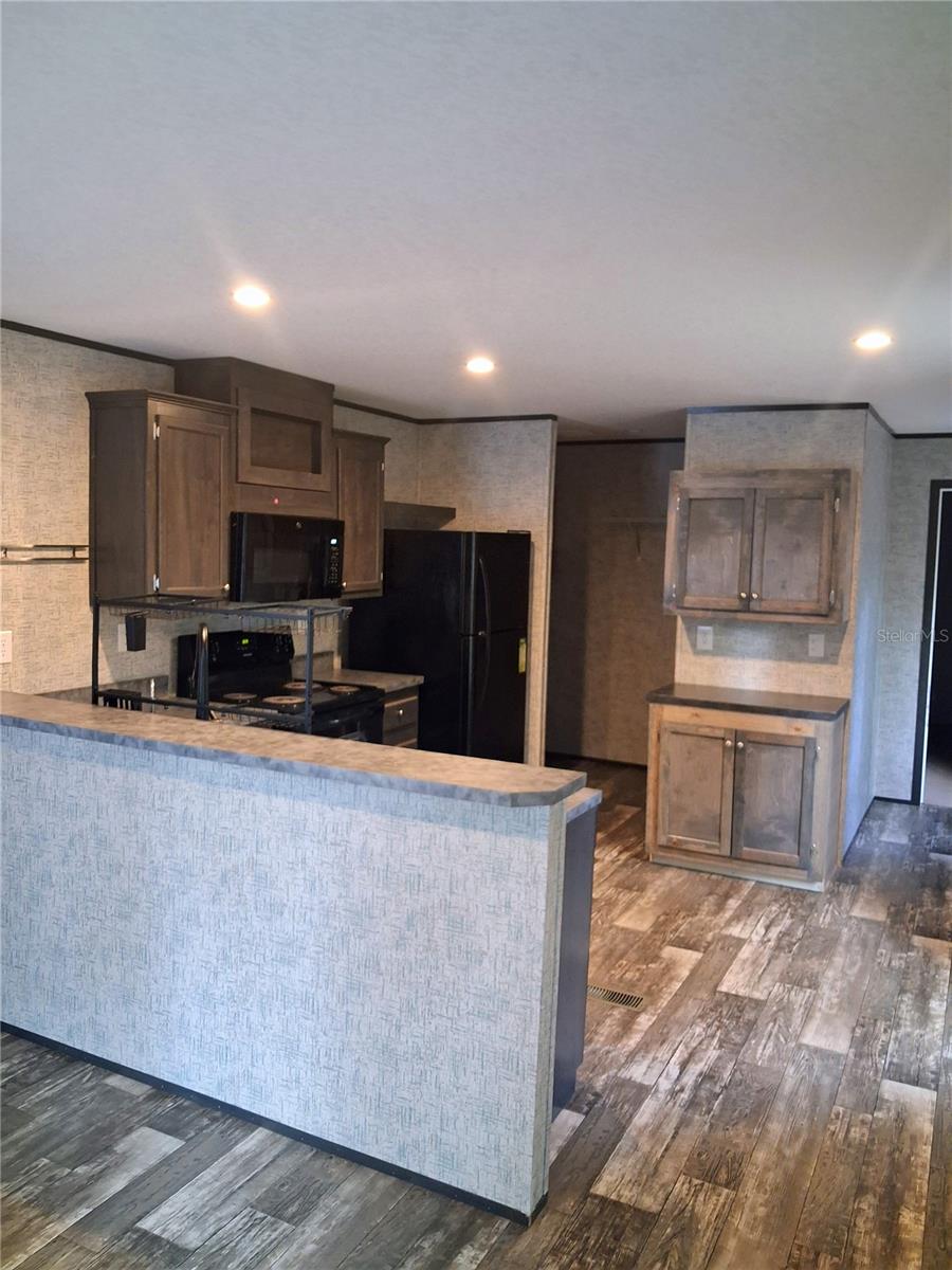 OAK RIDGE ESTATES - Residential