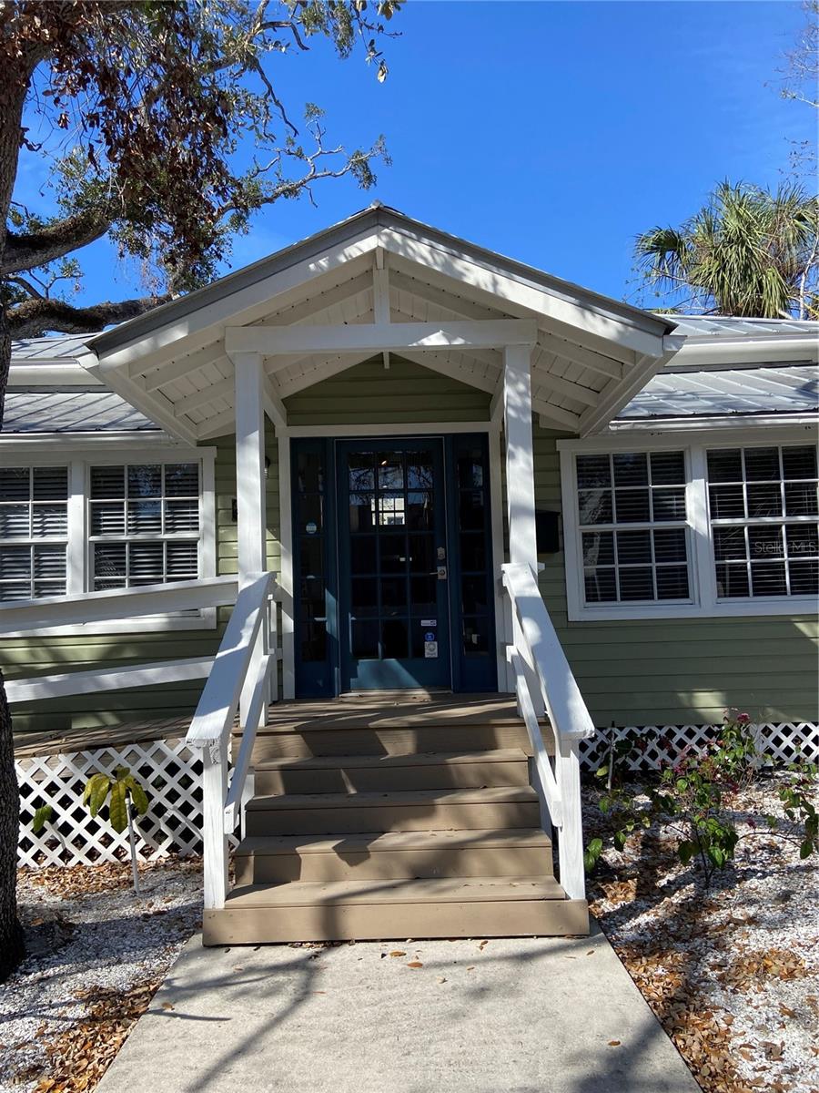 PLAT OF SARASOTA EXHIBIT - Commercial Lease