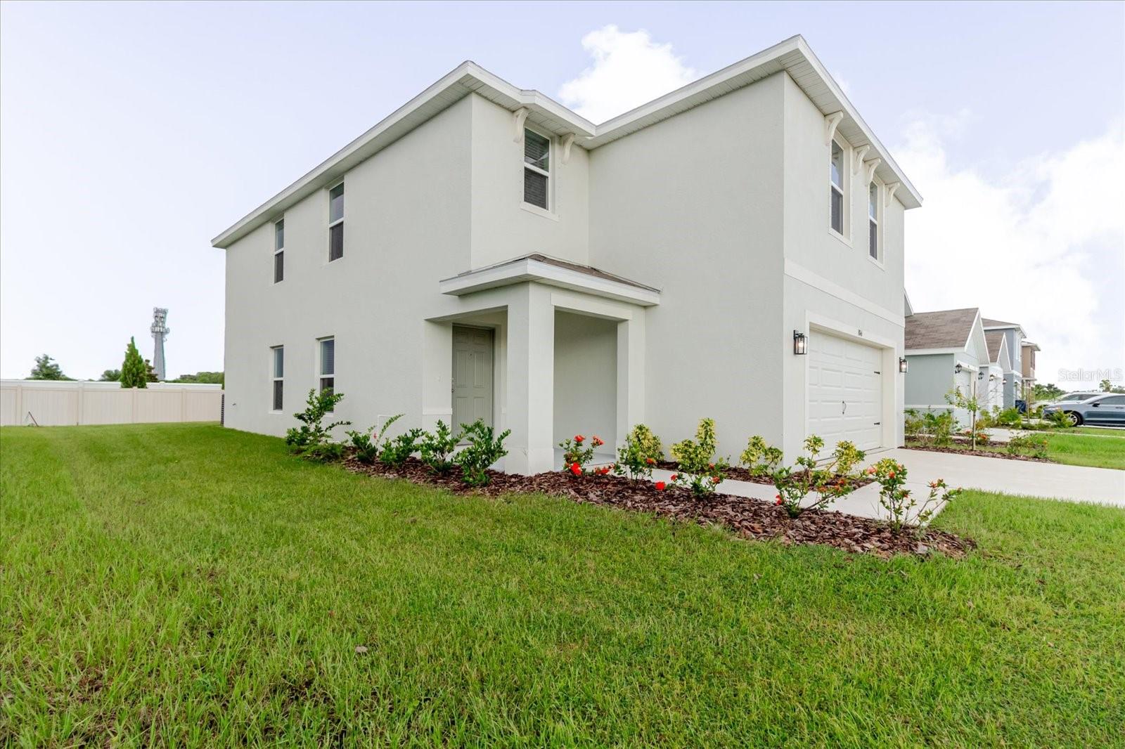 5846 SILVER MOONLIGHT DRIVE