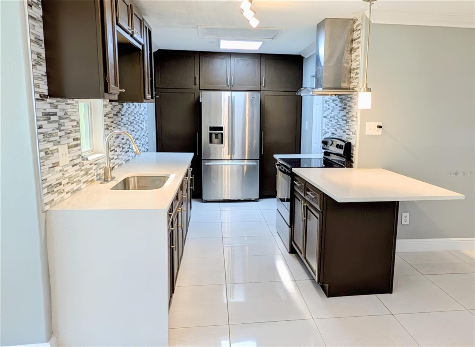 RICHMOND HEIGHTS - Residential Lease