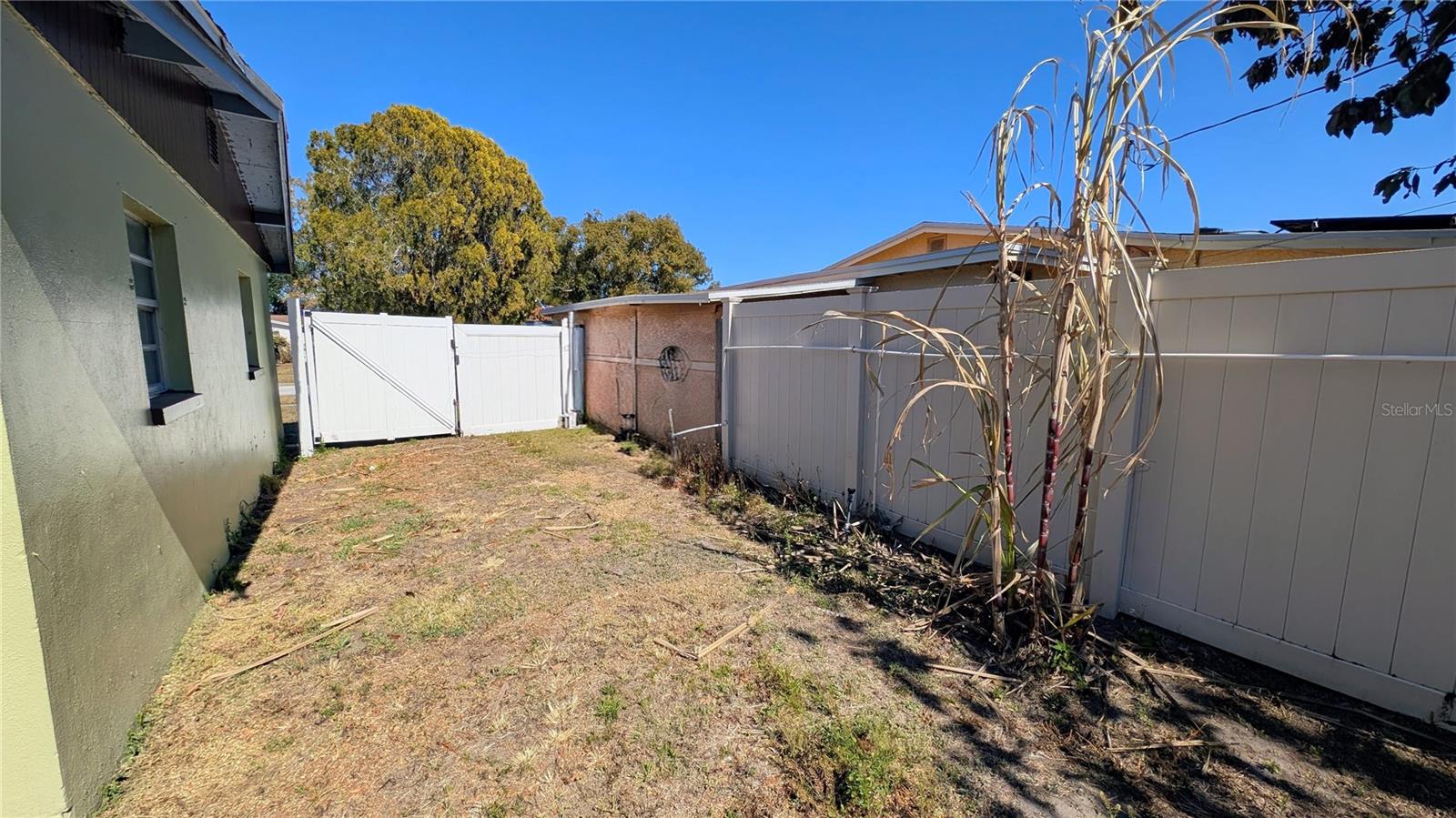 RICHMOND HEIGHTS - Residential Lease