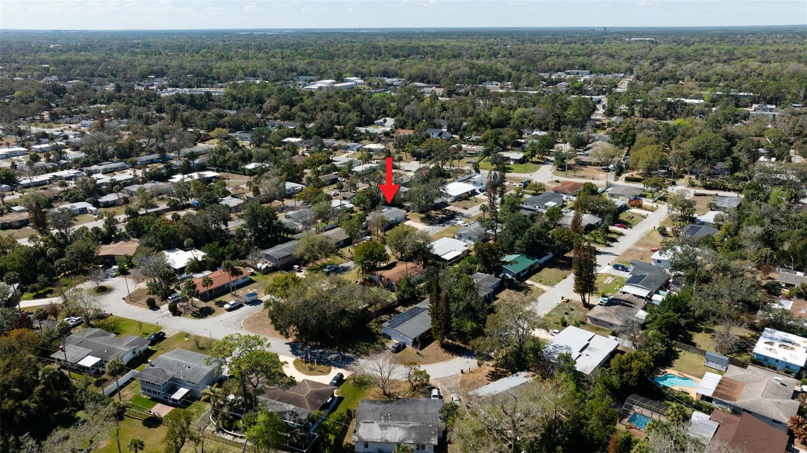 CAPRI MANOR - Residential