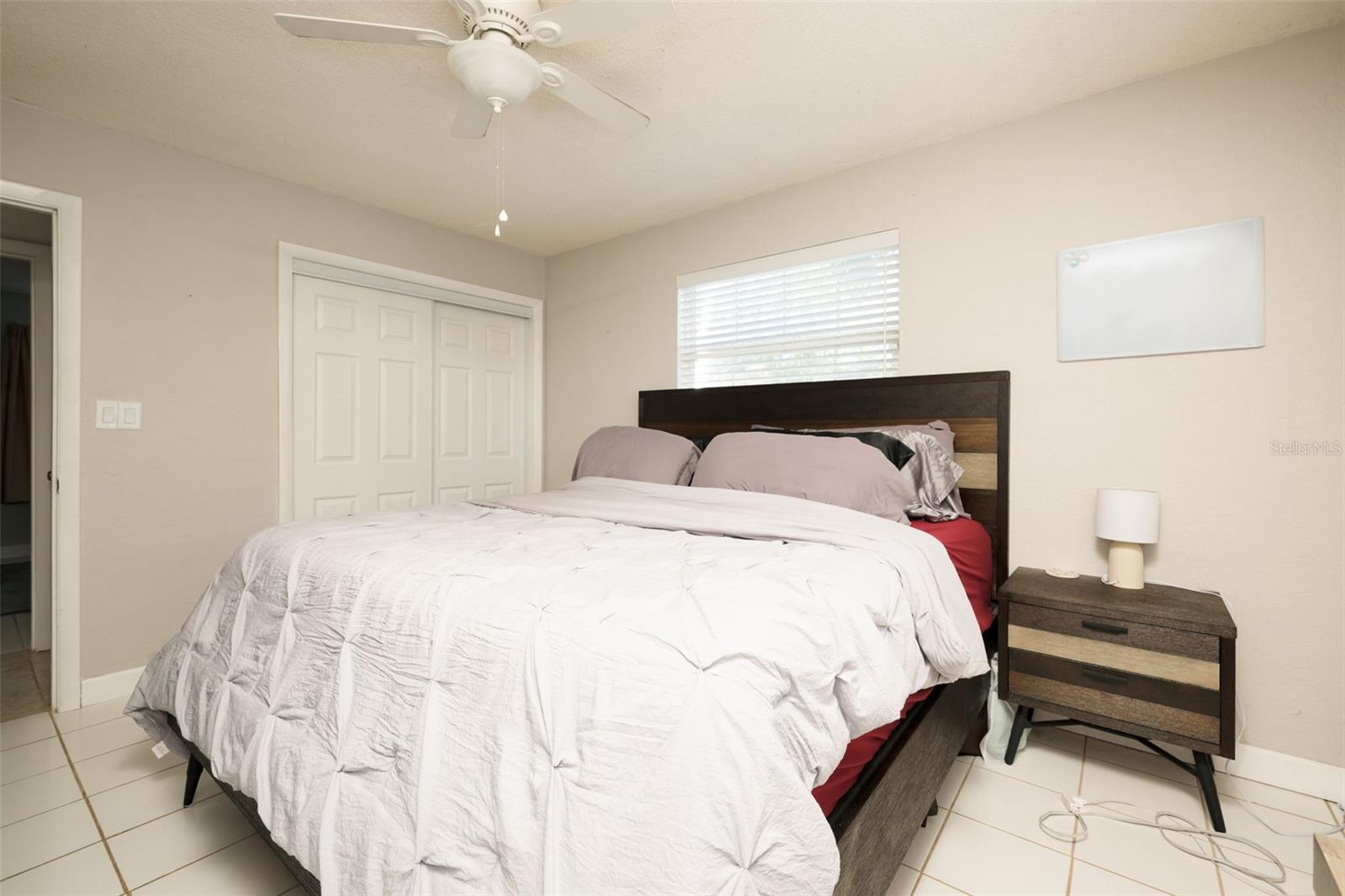 CAPRI MANOR - Residential