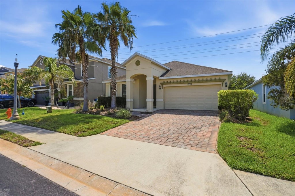 Photo of 2275 Victoria Drive, Davenport, FL 33837 (MLS # S5156914)