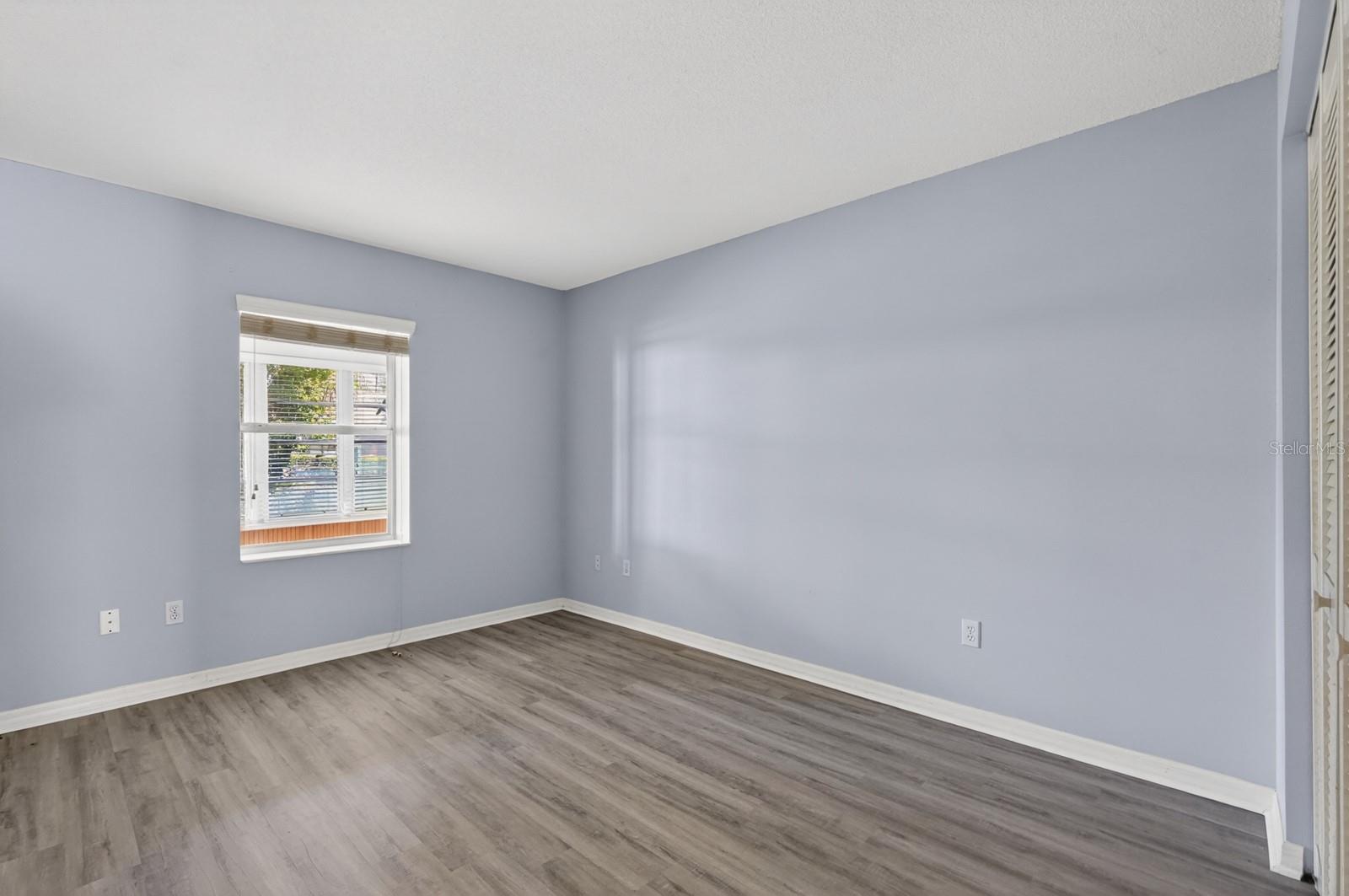 PINE LAKES - Residential