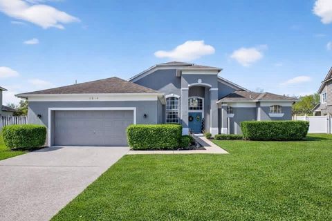 Photo of 1014 Quaker Ridge Court, Oviedo, FL 32765 (MLS # GC538494)