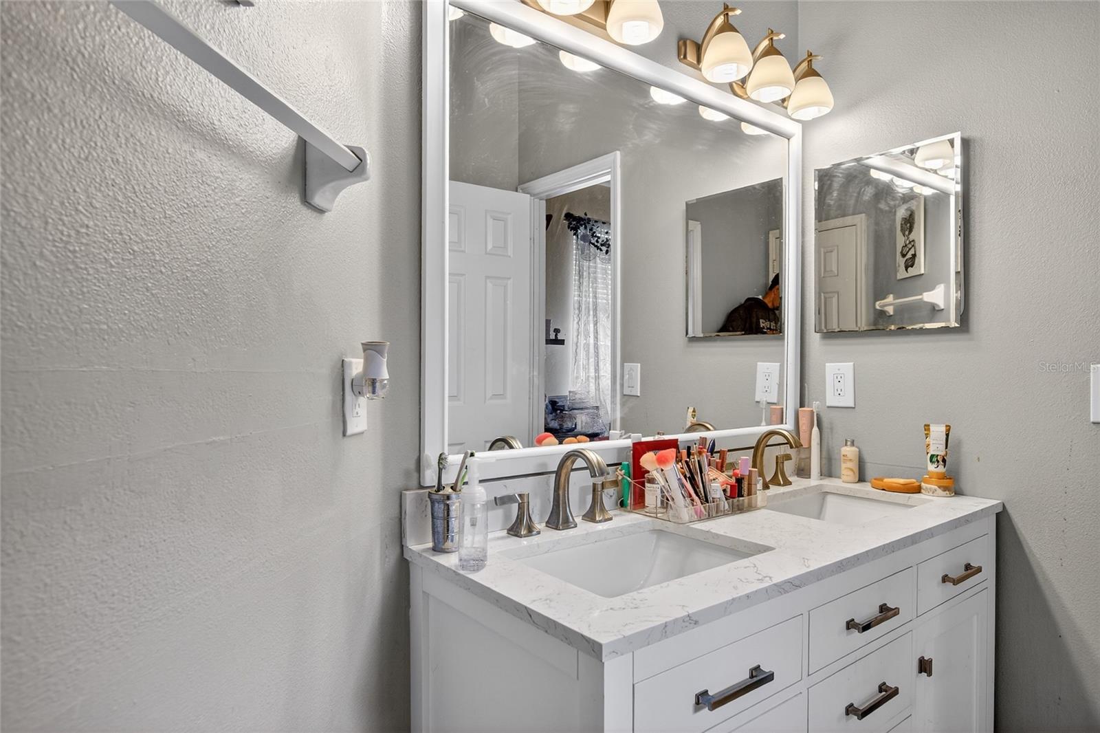 TWIN RIVERS SEC 5 - Residential