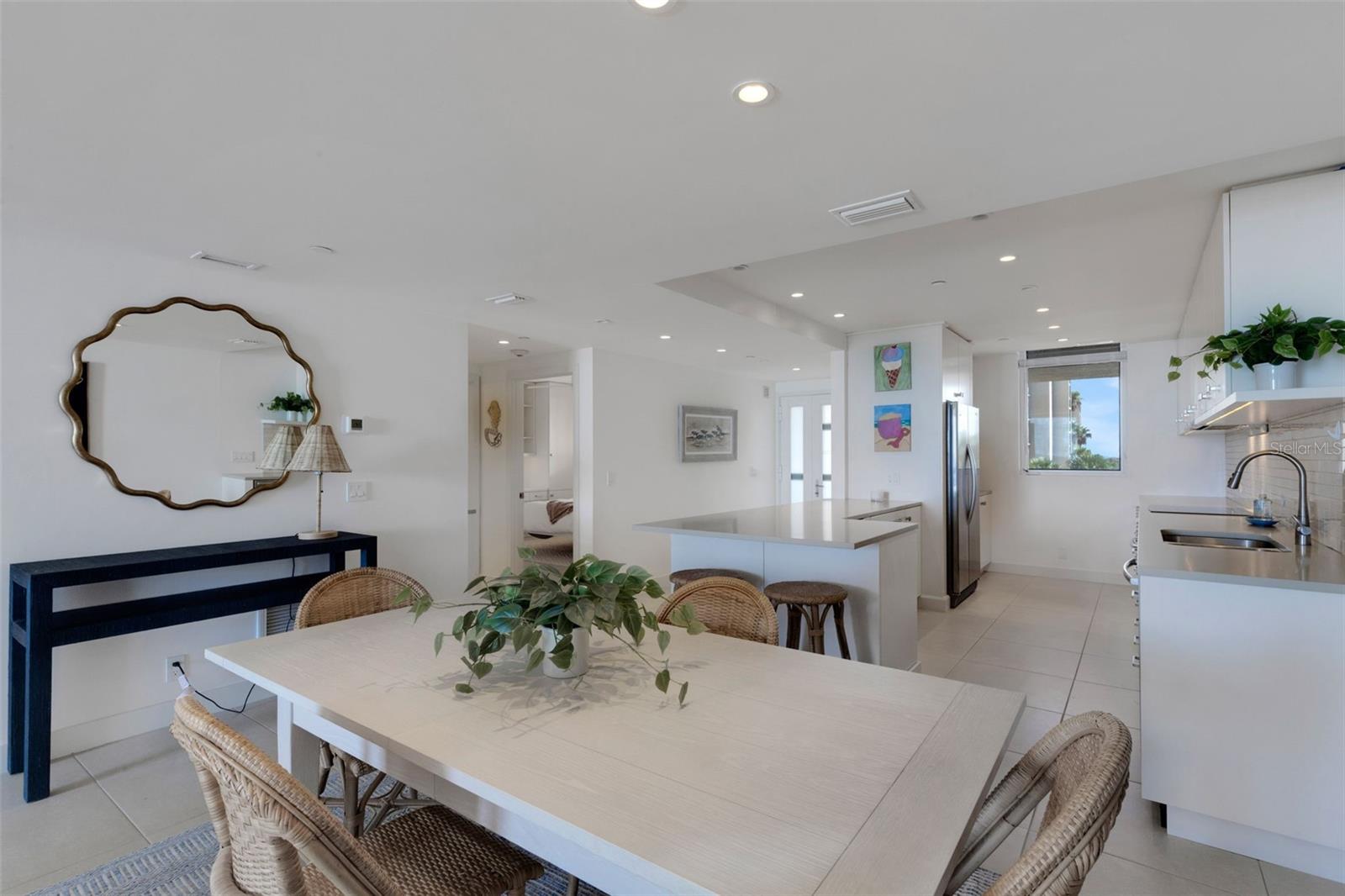 BEACHPLACE III - Residential