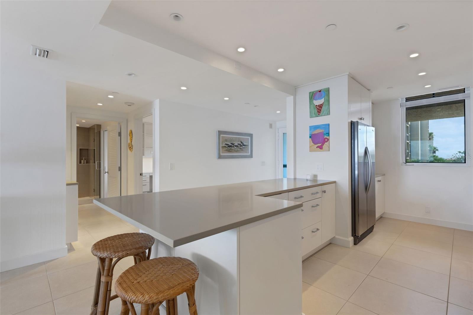 BEACHPLACE III - Residential