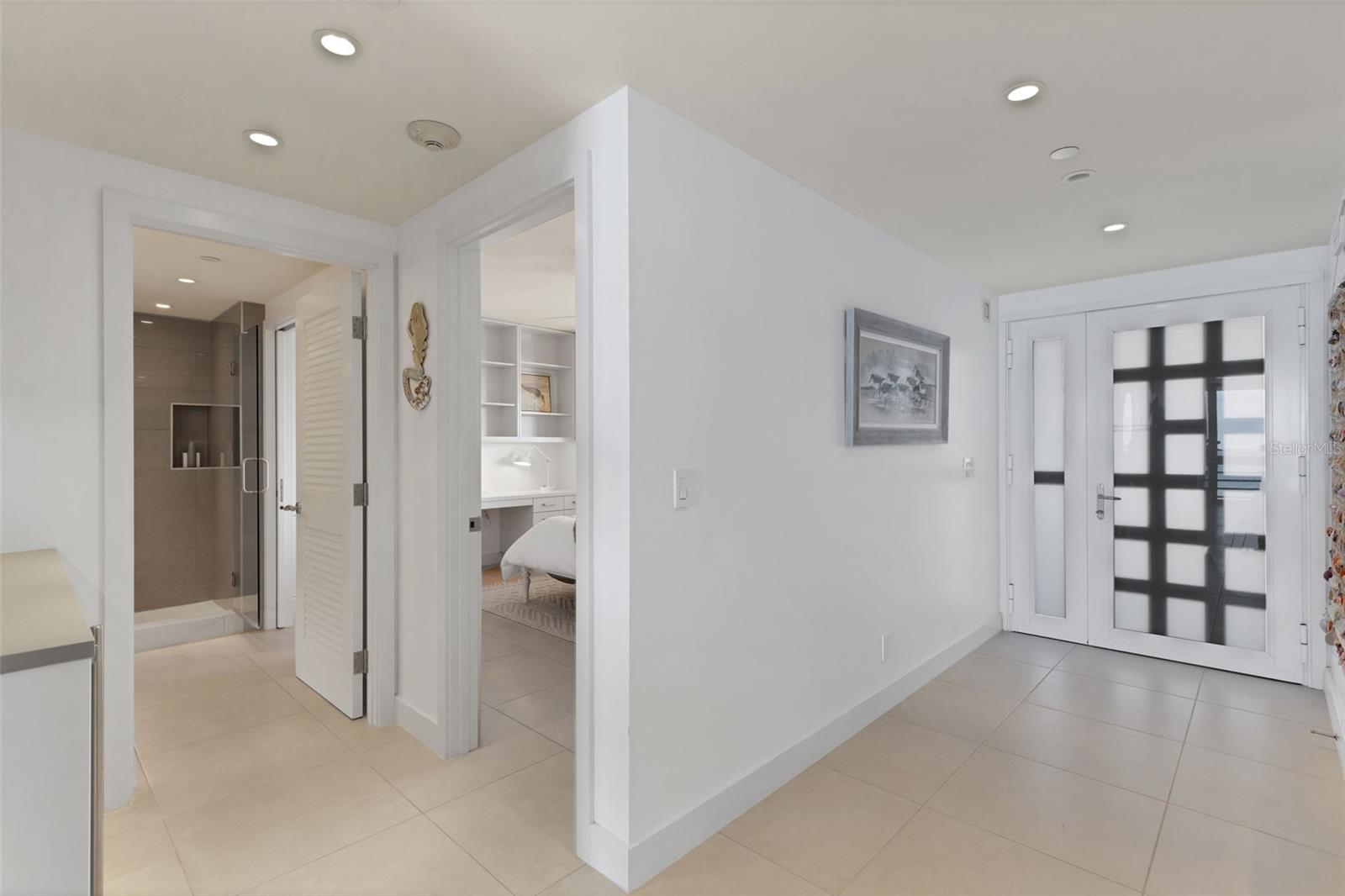 BEACHPLACE III - Residential