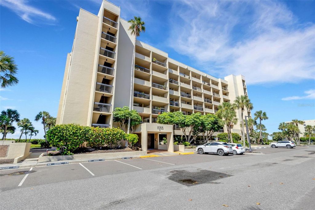 Photo of 1055 Gulf Of Mexico Drive #305, Longboat Key, FL 34228 (MLS # A4660339)