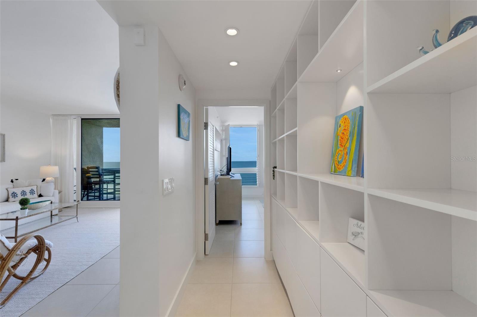 BEACHPLACE III - Residential