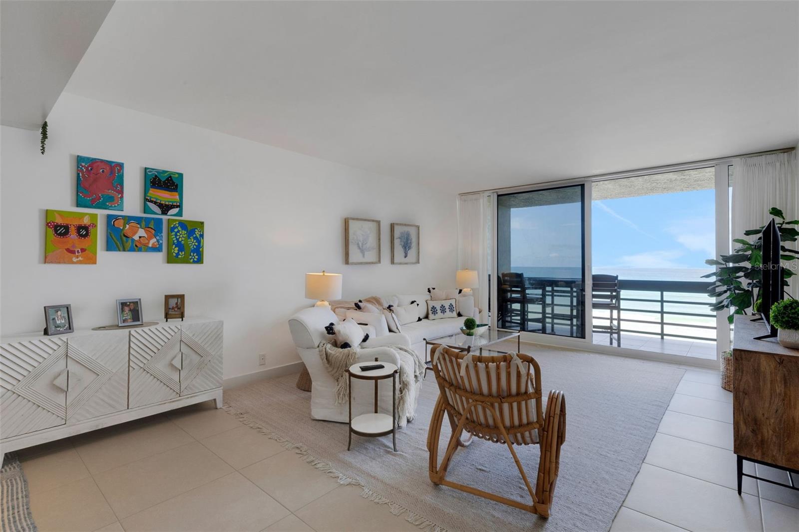 BEACHPLACE III - Residential