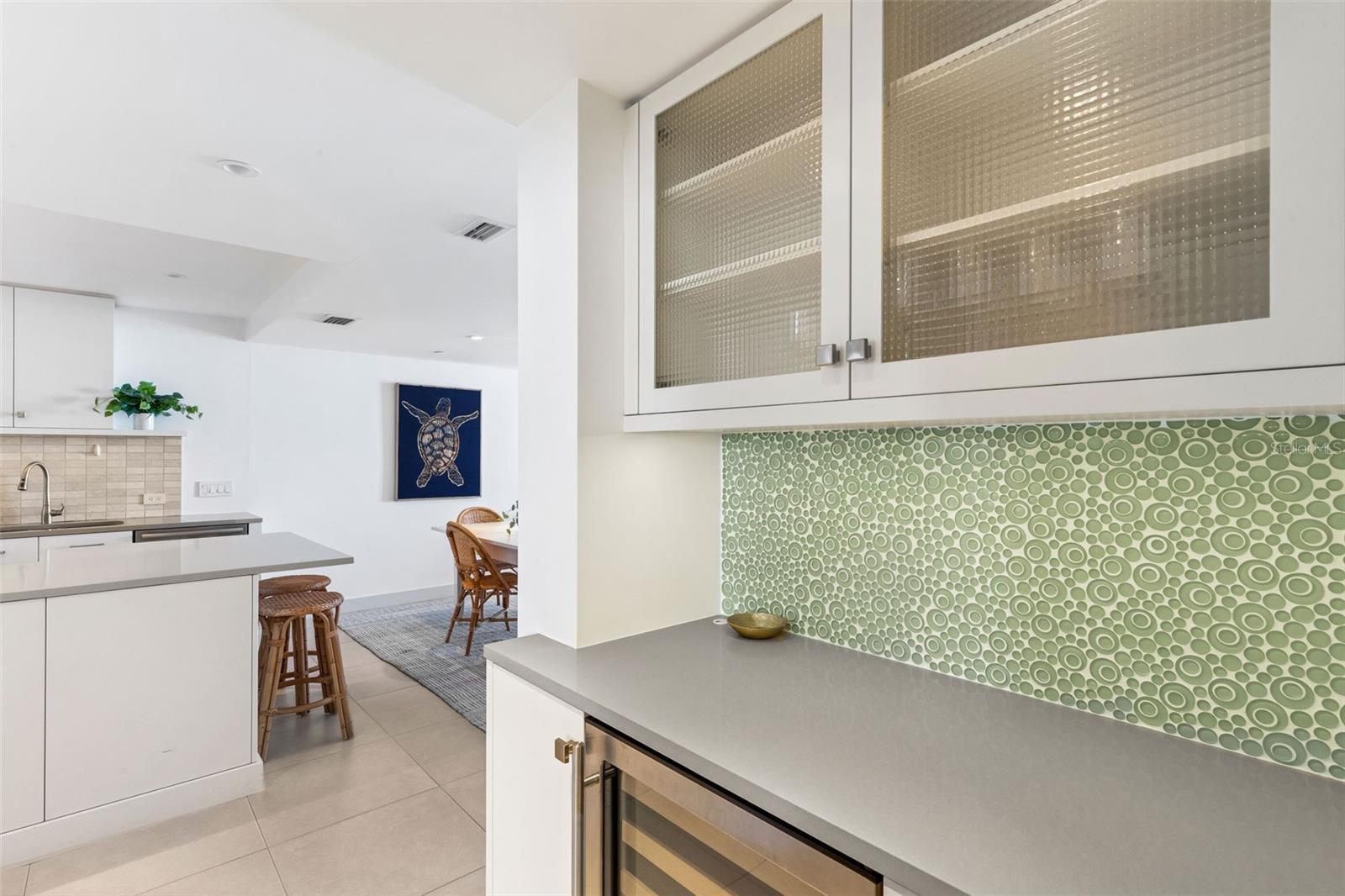 BEACHPLACE III - Residential