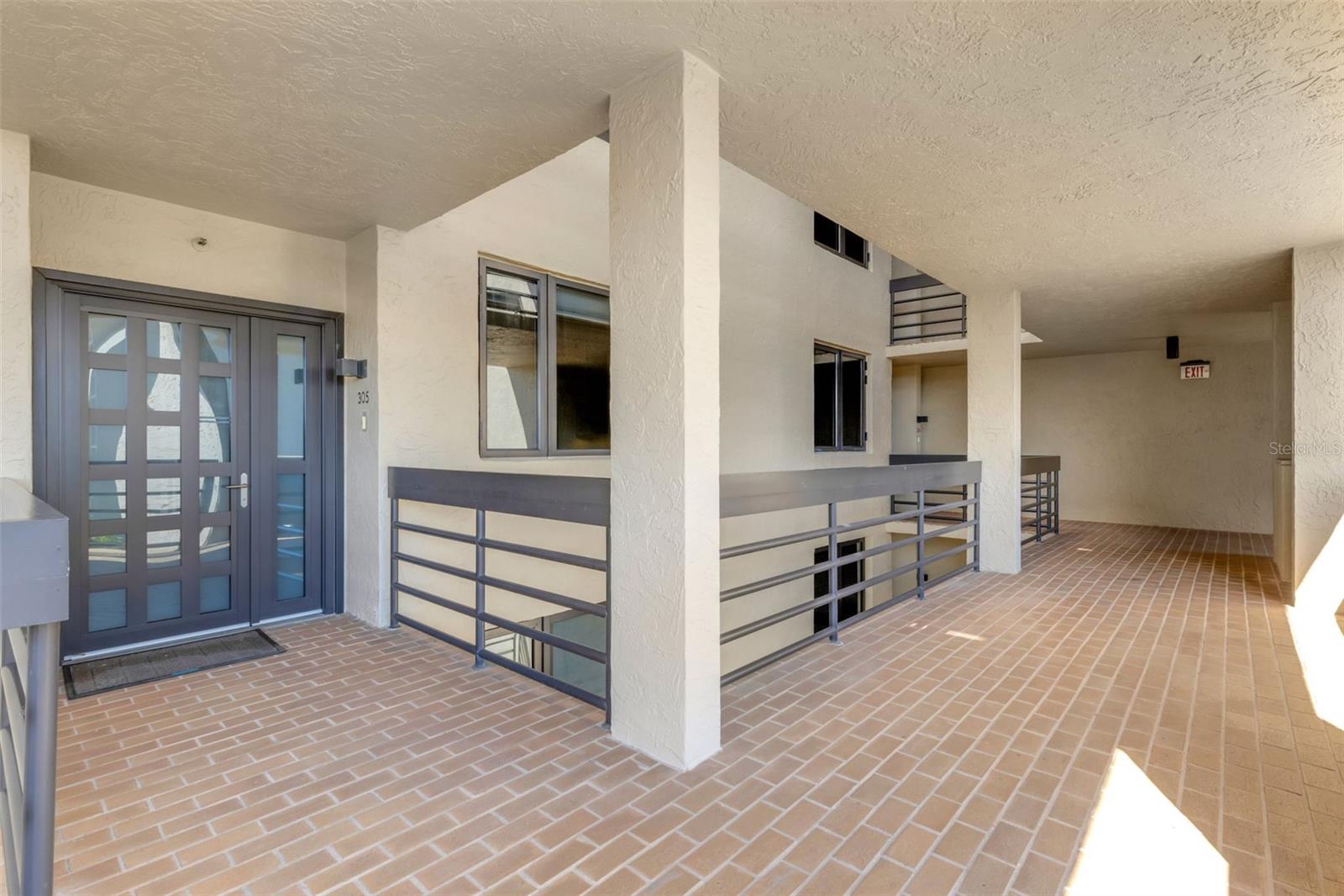 BEACHPLACE III - Residential