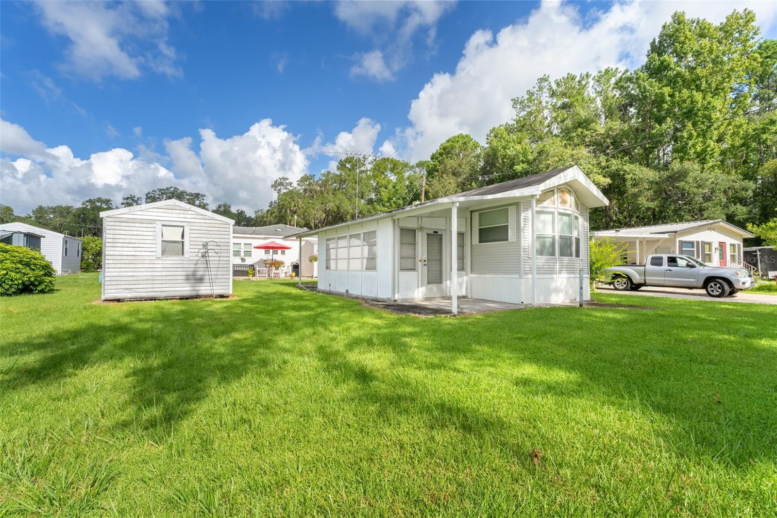 CAMPERS HOLIDAY - Residential