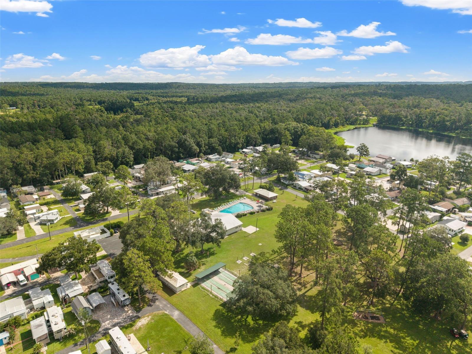 CAMPERS HOLIDAY - Residential