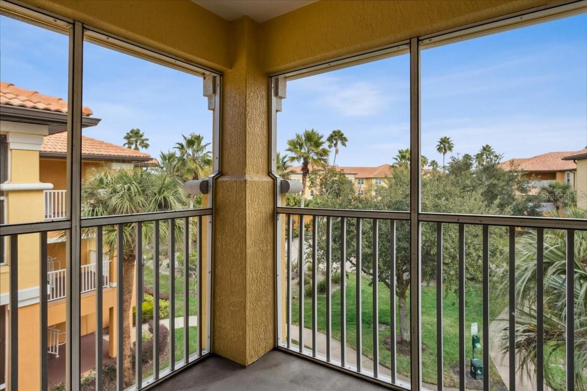 CYPRESS FAIRWAY CONDOMINIUM - Residential