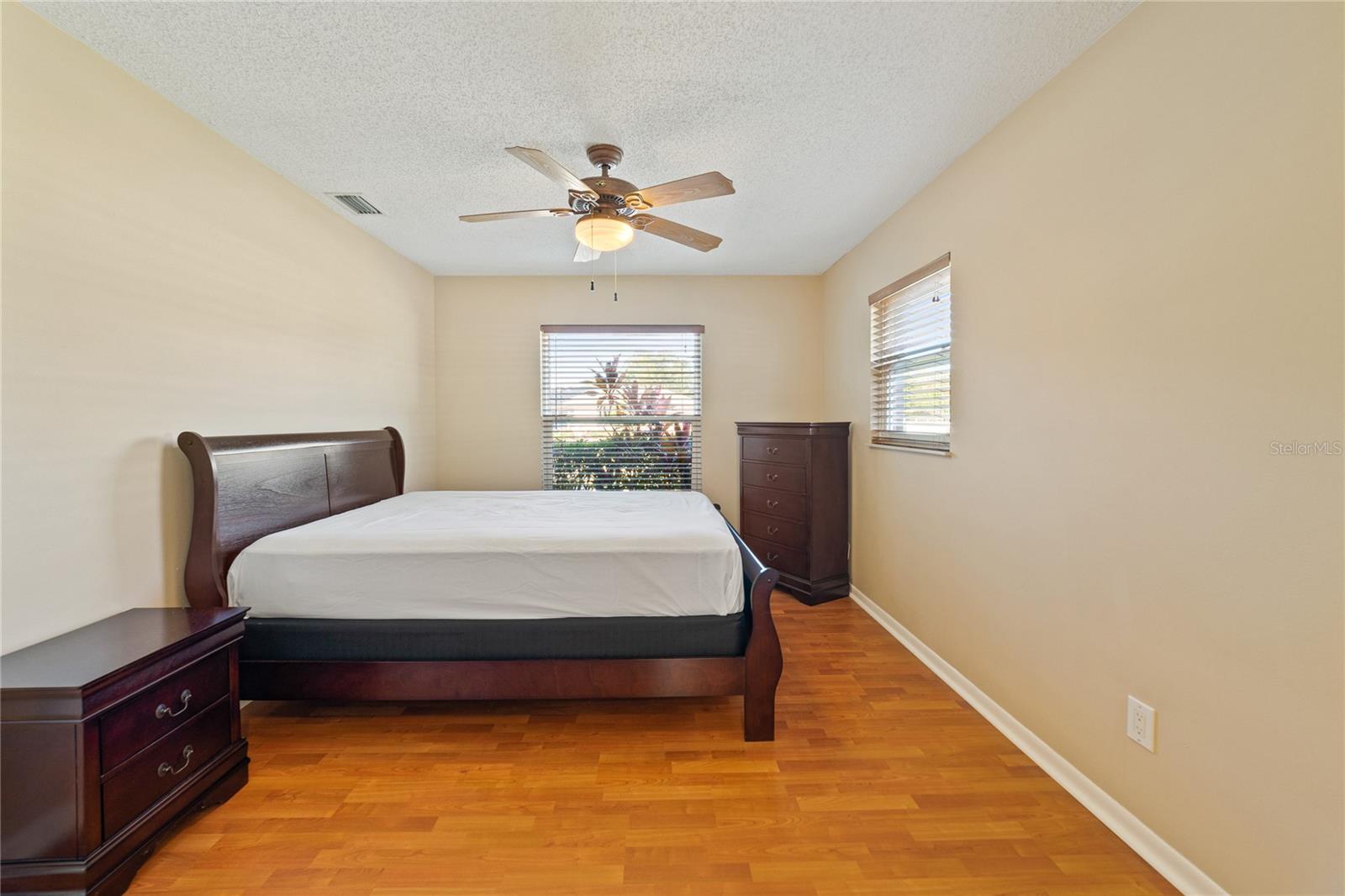 LAKE SEARCY SHORES - Residential