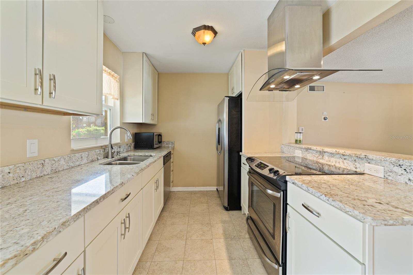 LAKE SEARCY SHORES - Residential