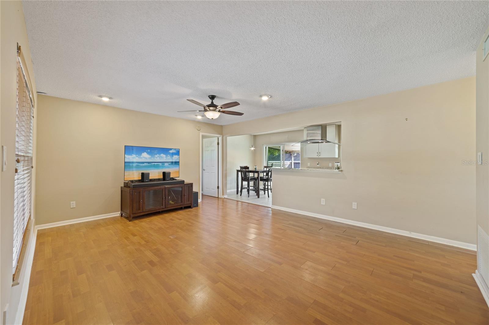 LAKE SEARCY SHORES - Residential