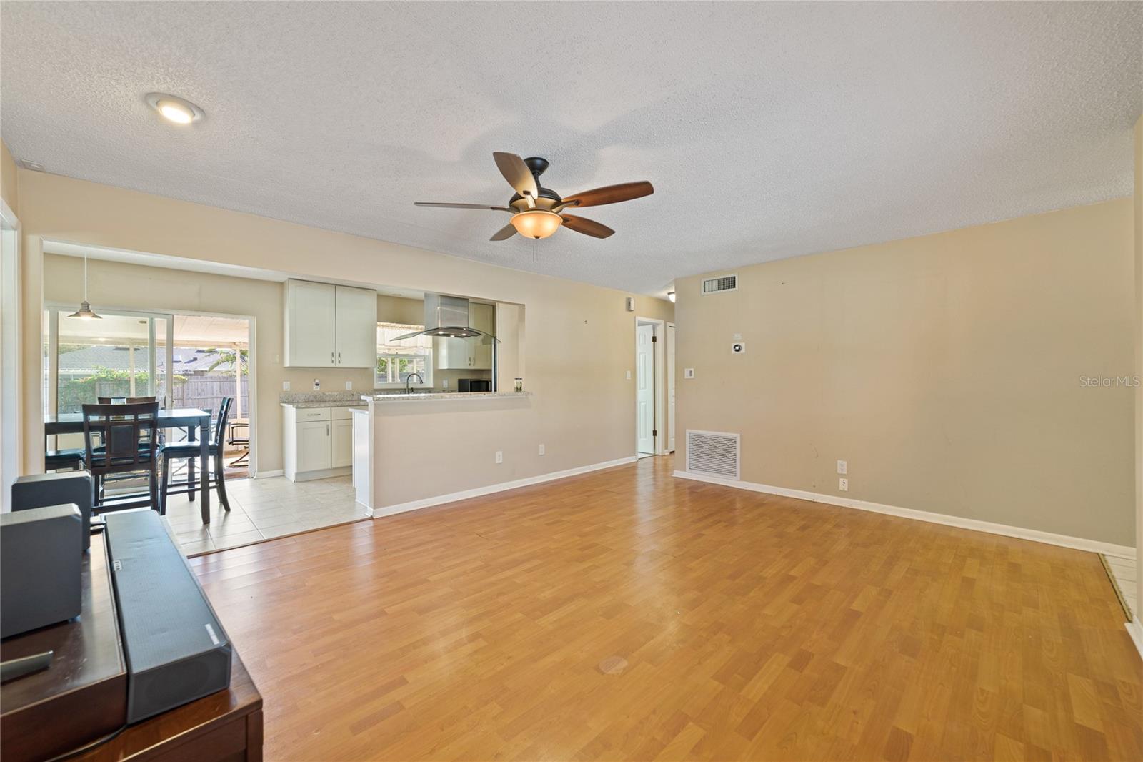 LAKE SEARCY SHORES - Residential