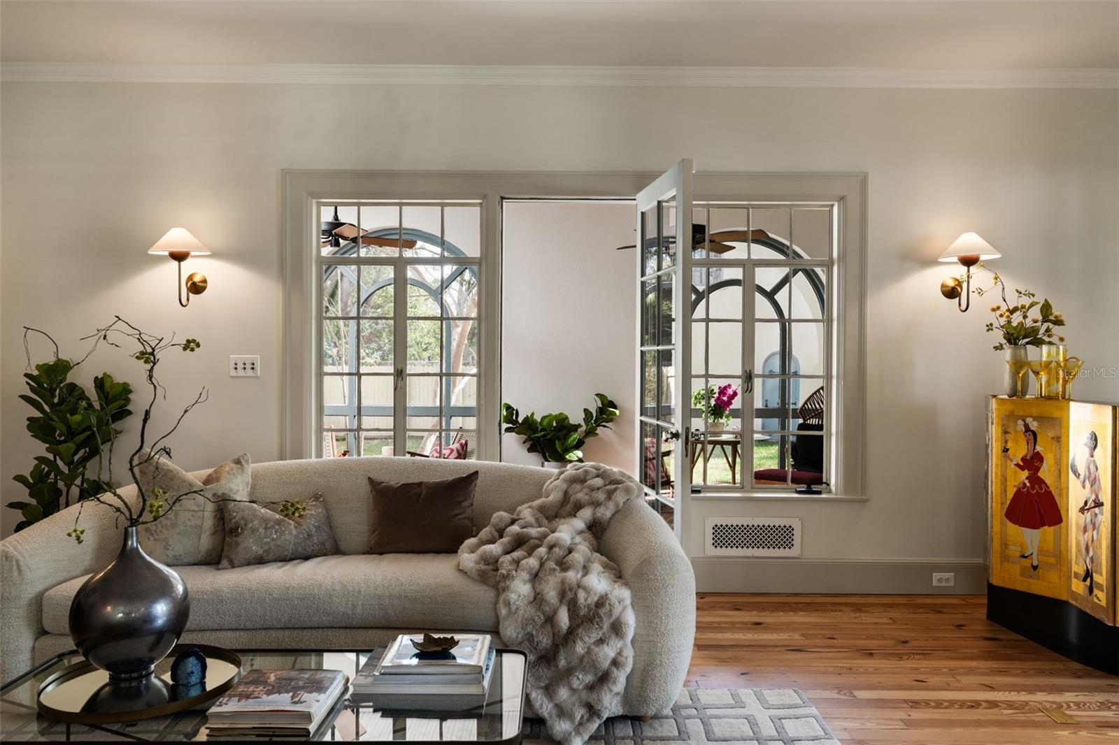 HARBOR OAKS - Residential