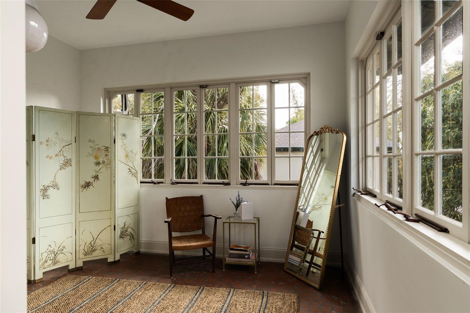 HARBOR OAKS - Residential