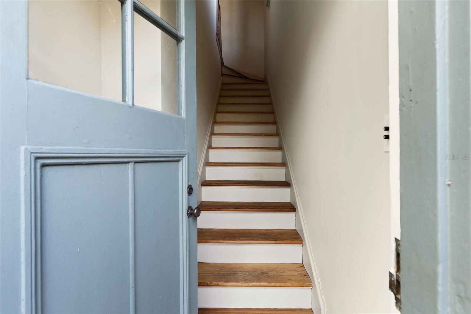 HARBOR OAKS - Residential