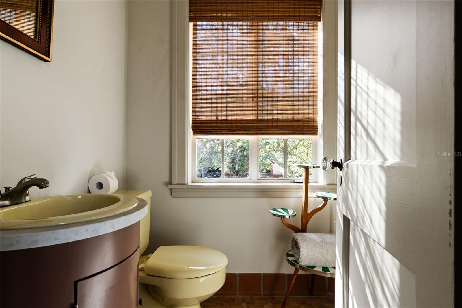 HARBOR OAKS - Residential