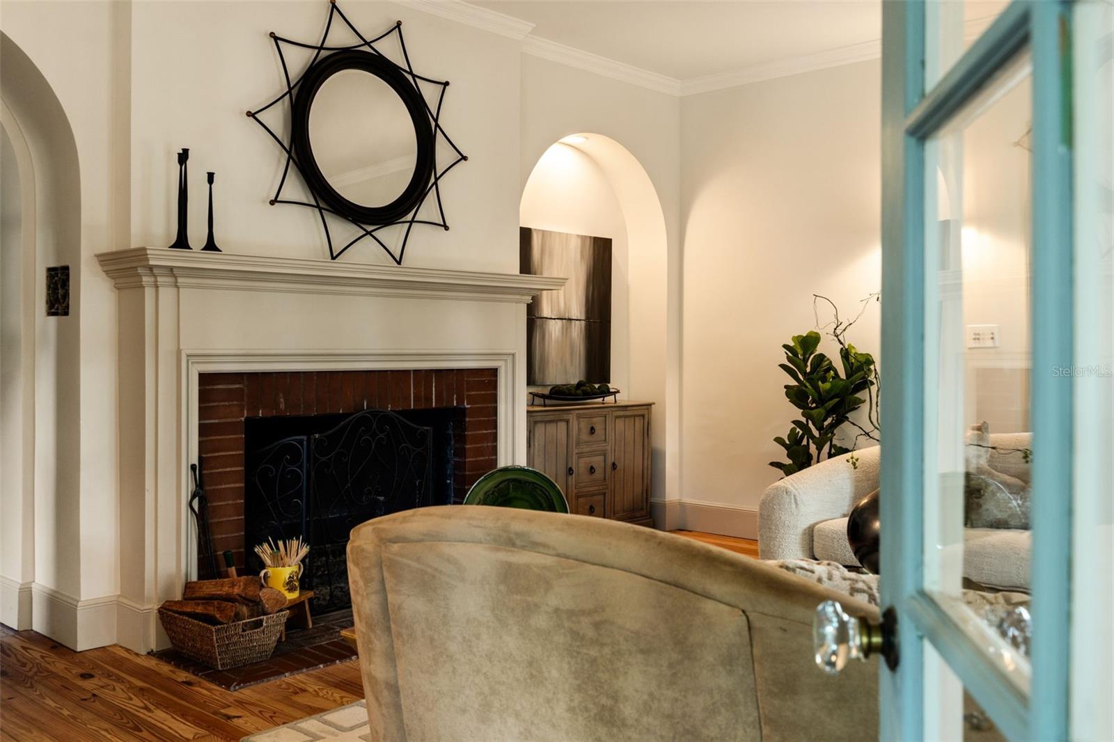 HARBOR OAKS - Residential