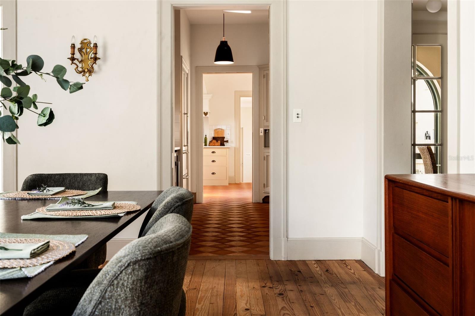 HARBOR OAKS - Residential