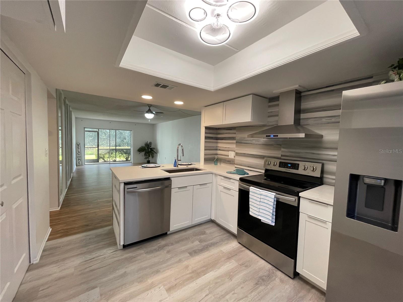 103 PALMETTO COURT 103