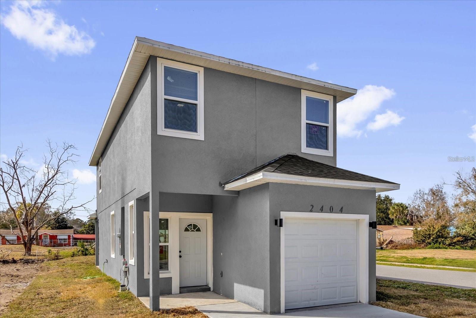 2404 CENTER STREET