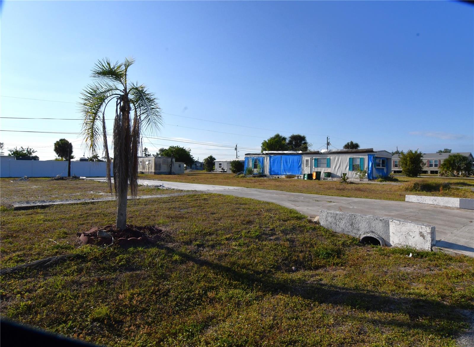 HOL MOB ESTATE 1ST ADD - Land