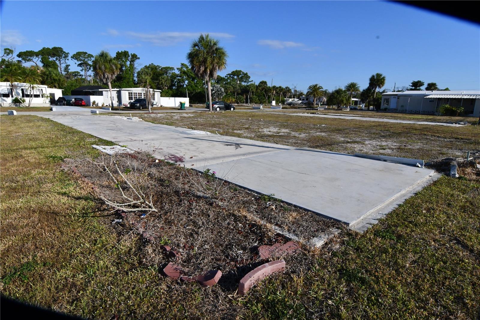 HOL MOB ESTATE 1ST ADD - Land