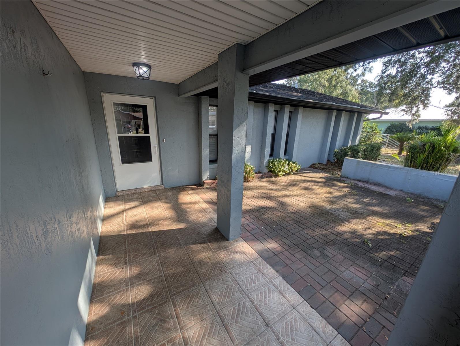 BROYHILL ESTATES - Residential