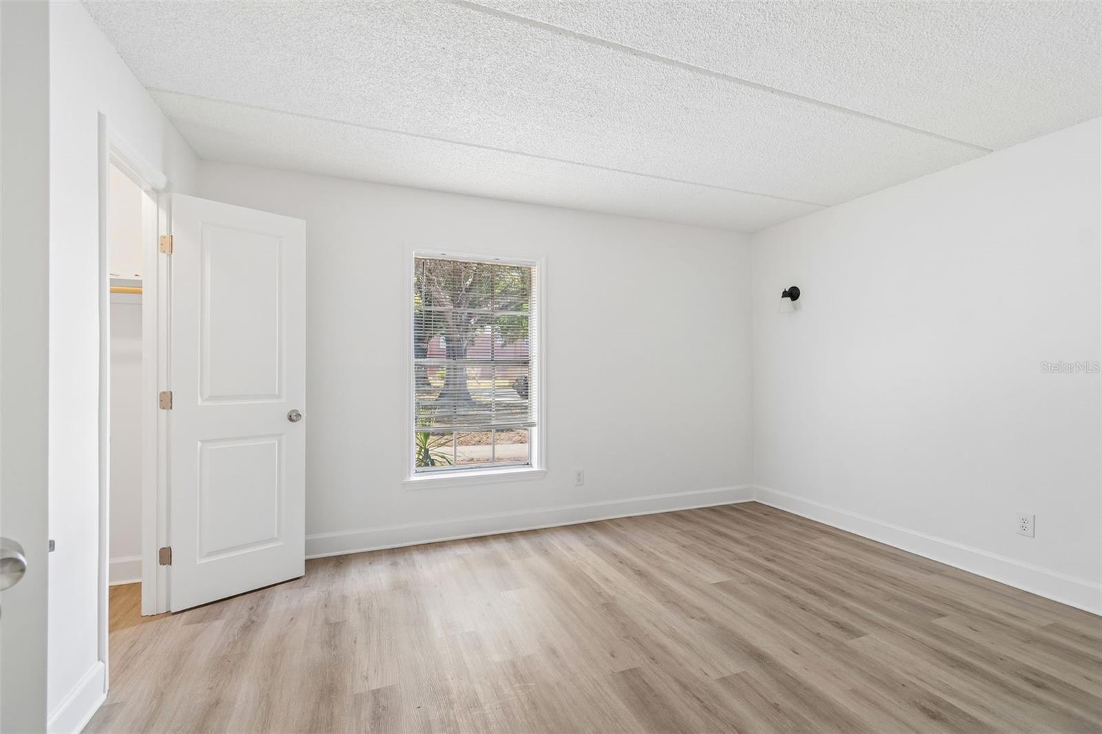 JAMESTOWN CONDO - Residential