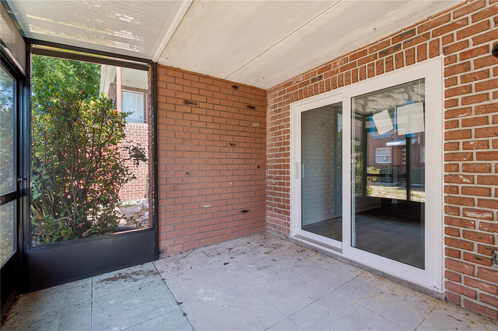 JAMESTOWN CONDO - Residential