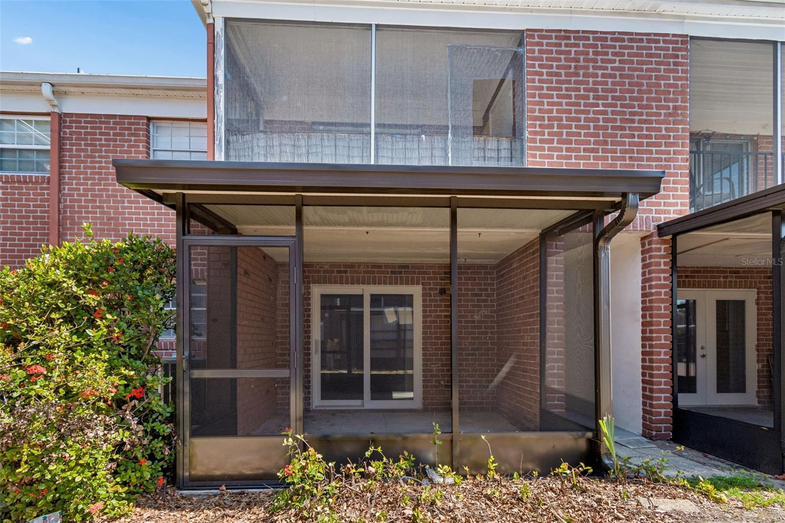 JAMESTOWN CONDO - Residential