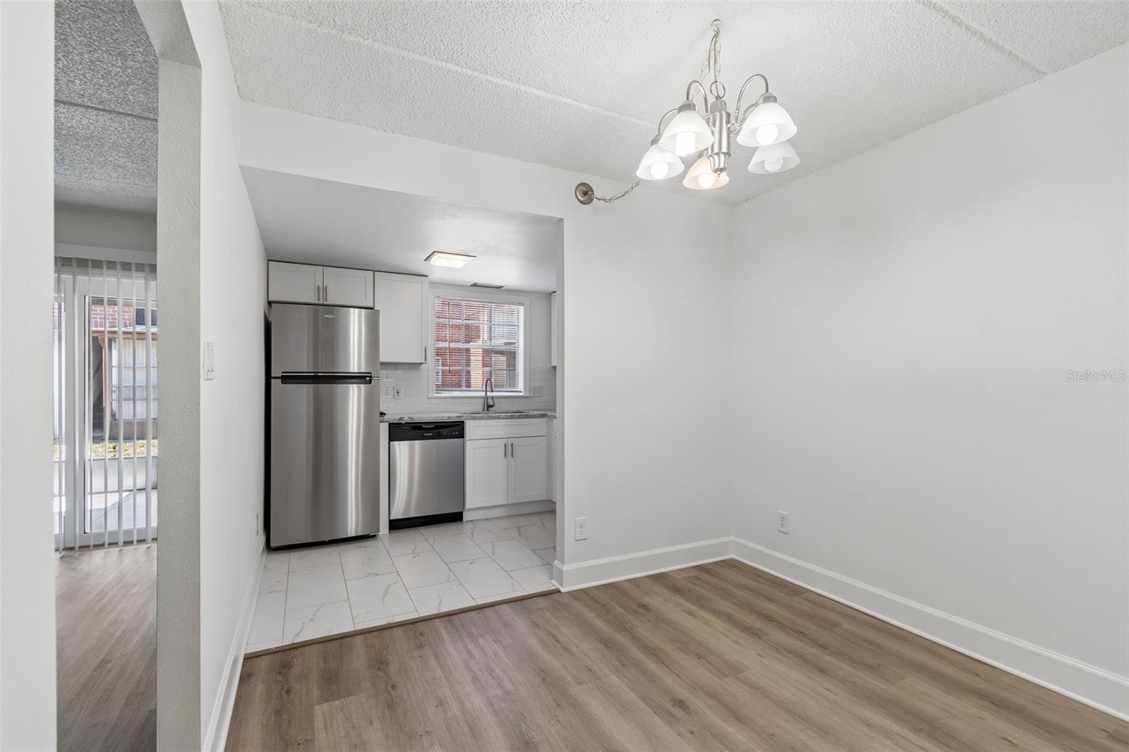 JAMESTOWN CONDO - Residential