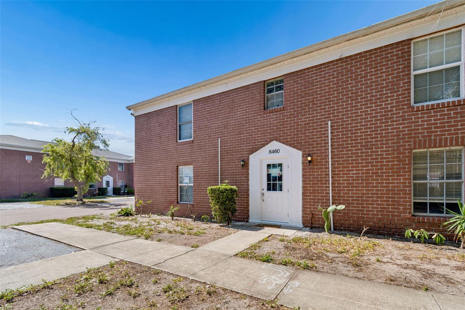 JAMESTOWN CONDO - Residential
