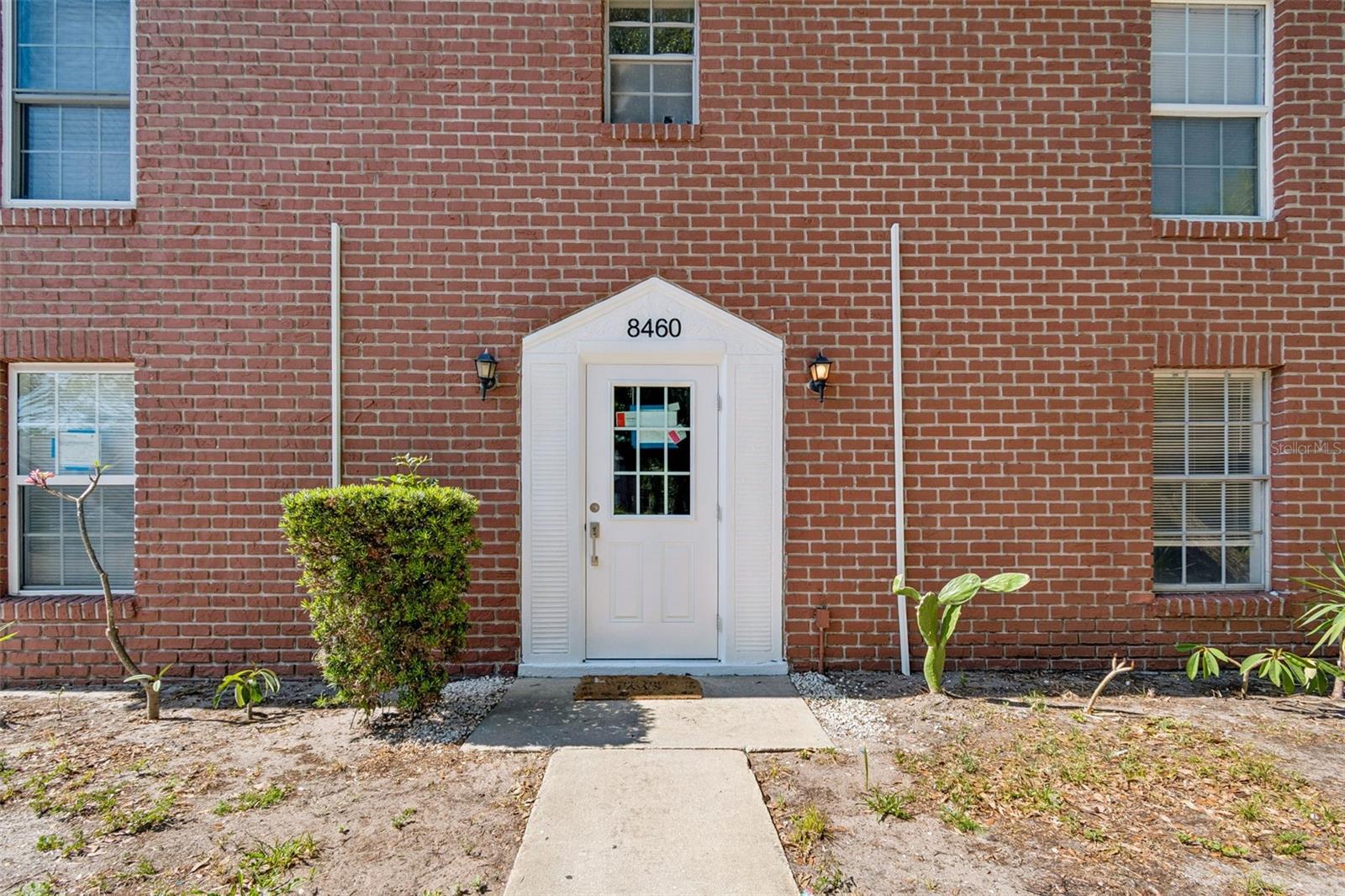 JAMESTOWN CONDO - Residential