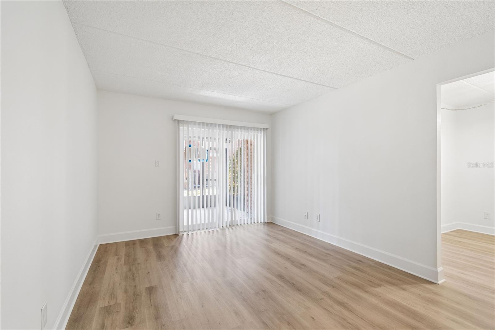 JAMESTOWN CONDO - Residential