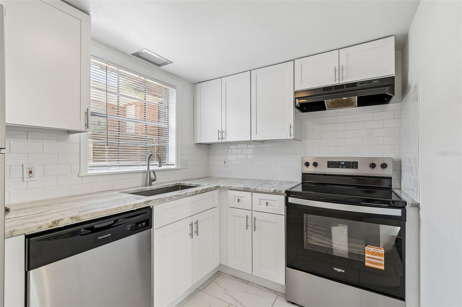 JAMESTOWN CONDO - Residential