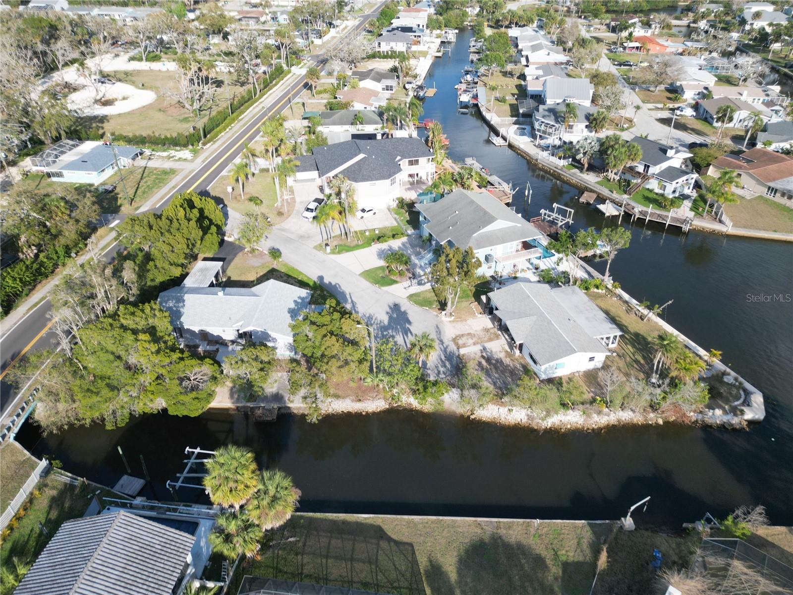 MARTHAS VINEYARD - Residential