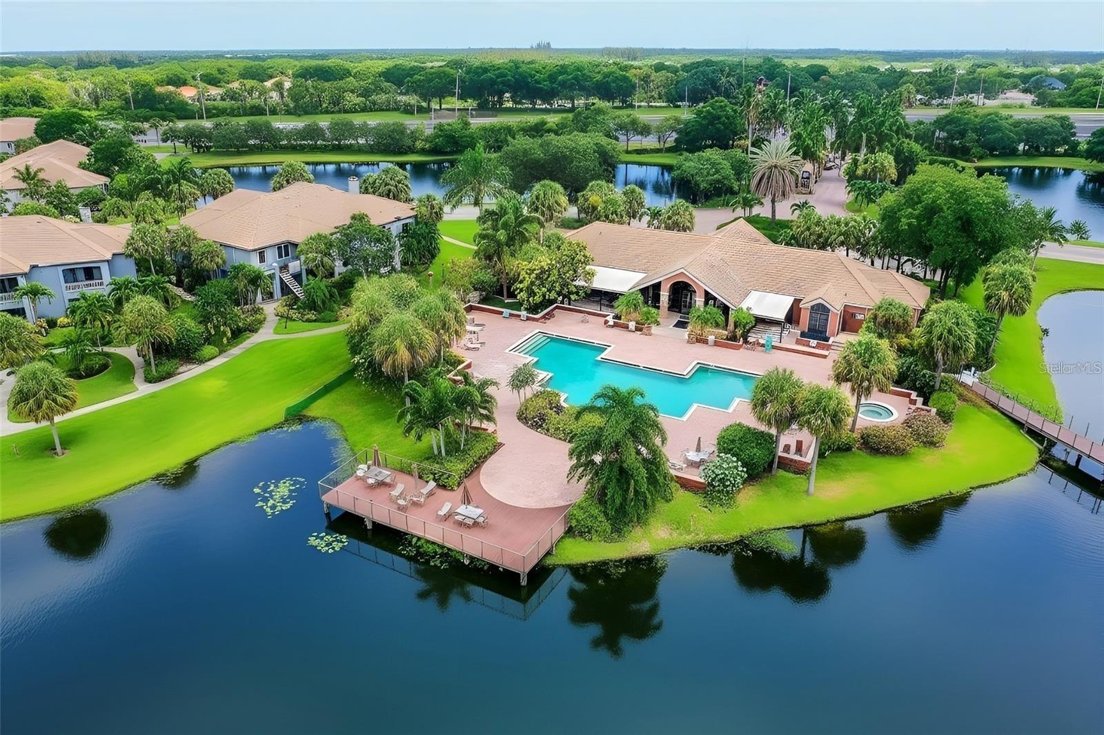 ITOPIA PRIVATE RESIDENCES CONDO - Residential