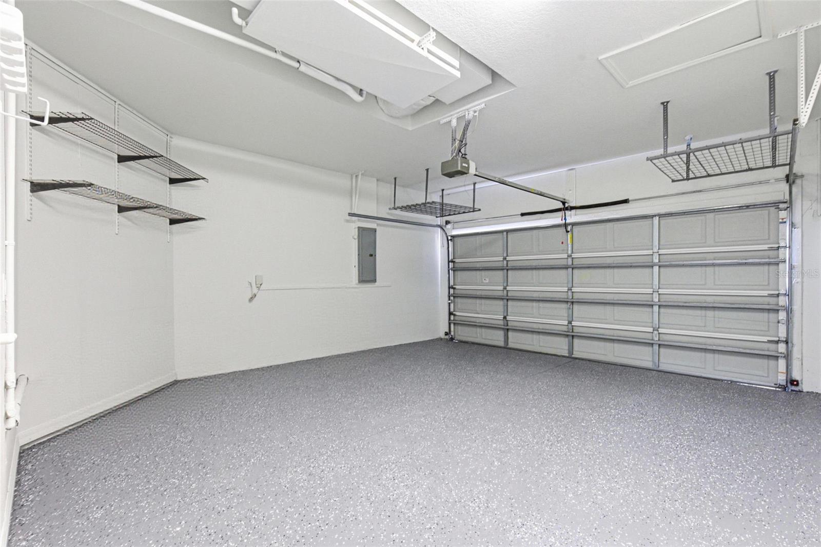 CASA BLANCA - Residential