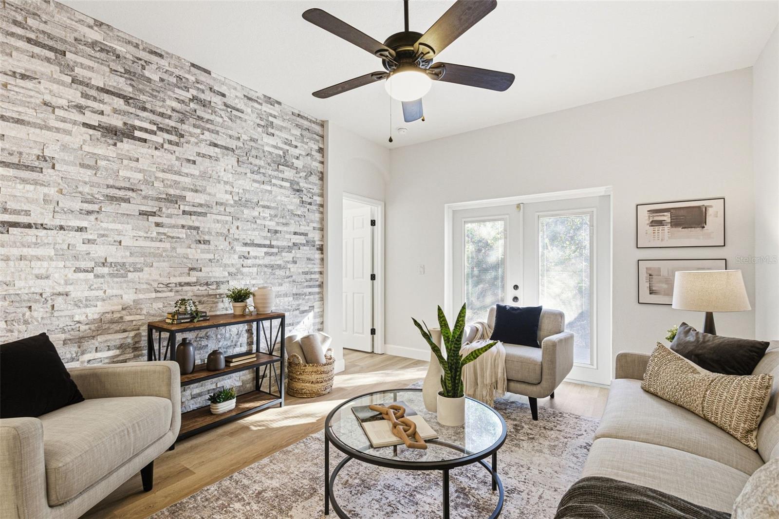 CASA BLANCA - Residential