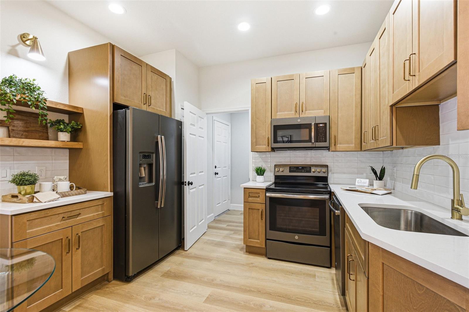 CASA BLANCA - Residential